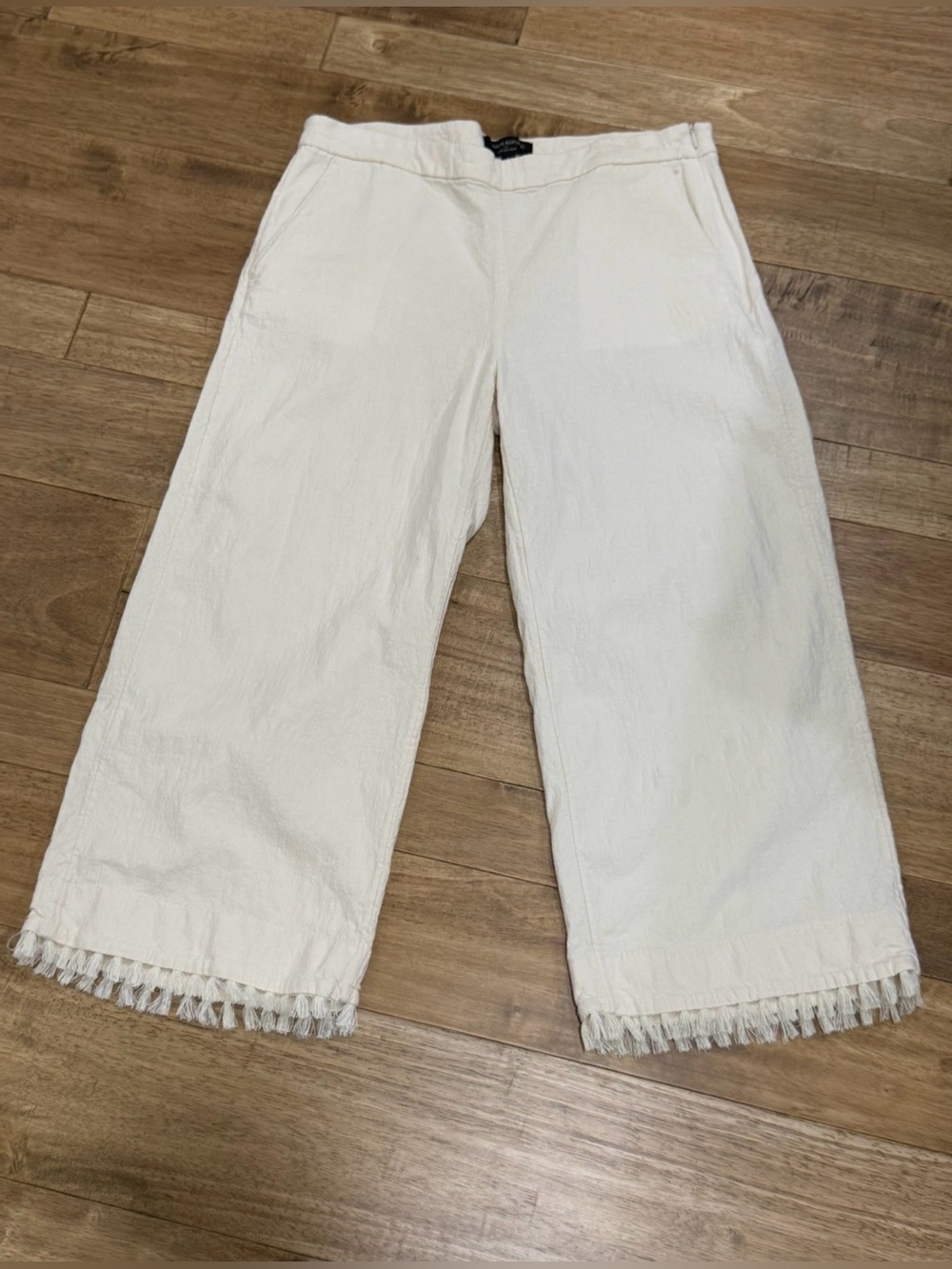 Banana Republic Cream Linen/Rayon Wide Leg Cropped Pants With Fringe Hem